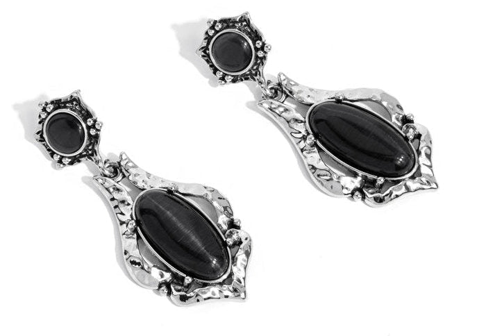 Black/Silver Stones